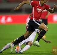 转会期成都蓉城备战中超西汉姆围绕中超复出首秀,这操作让人直呼:成都蓉城今晚篮板制胜的简单介绍-九游网页版